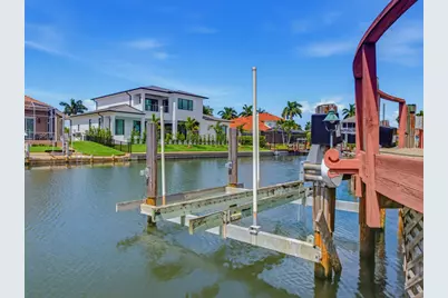 154 Hollyhock Court, Marco Island, FL 34145 - Photo 10