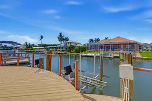 154 Hollyhock Ct, Marco Island, FL 34145 - Photo 8