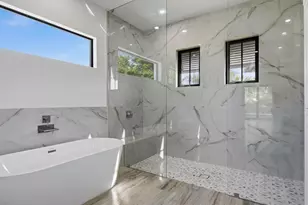 82 Tahiti Rd, Marco Island, FL 34145 - Photo 12