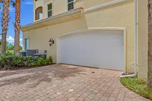 1446 Borghese Ln, Naples, FL 34114 - Photo 18