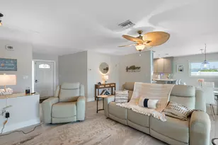 105 Jamaica Dr, Naples, FL 34113 - Photo 6