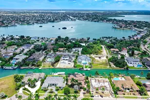 1658 McIlvaine Ct, Marco Island, FL 34145 - Photo 84