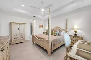 257 Indies Dr E, Naples, FL 34114 - Photo 20