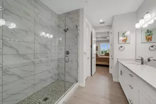 257 Indies Dr E, Naples, FL 34114 - Photo 22