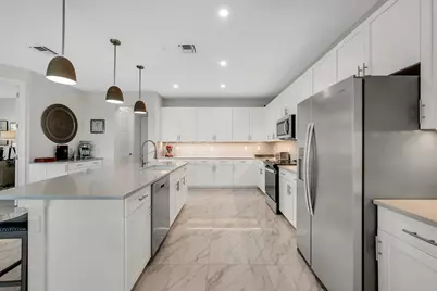 257 Indies Drive E #202, Naples, FL 34114 - Photo 10