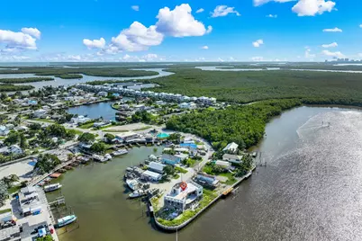 246 N Harbor Place #GOODLAND HGTS AMENDE, Goodland, FL 34140 - Photo 2
