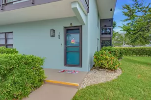 27 Greenbrier St, Marco Island, FL 34145 - Photo 4