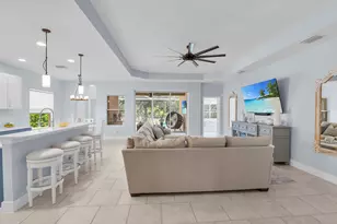 14487 Manchester Dr, Naples, FL 34114 - Photo 6