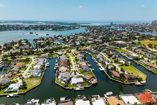 478 Persian Ct, Marco Island, FL 34145 - Photo 42