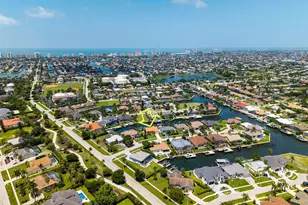 478 Persian Ct, Marco Island, FL 34145 - Photo 44