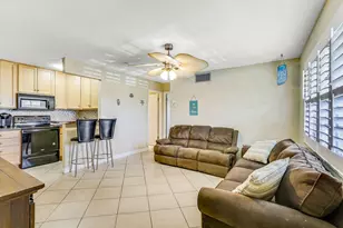 457 Tallwood St, Marco Island, FL 34145 - Photo 4