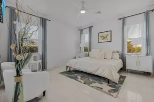 2499 Pine St, Naples, FL 34112 - Photo 8