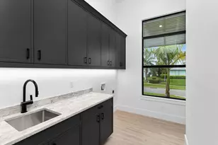 1528 Kingston Ct, Marco Island, FL 34145 - Photo 14