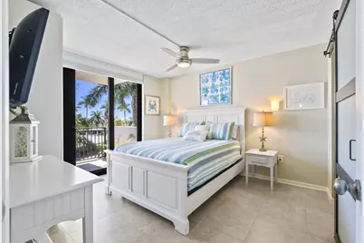 180 Seaview Court #314, Marco Island, FL 34145 - Photo 8