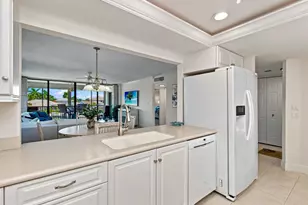 880 Huron Ct, Marco Island, FL 34145 - Photo 4