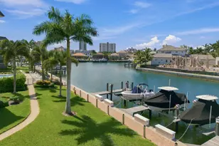 880 Huron Ct, Marco Island, FL 34145 - Photo 30