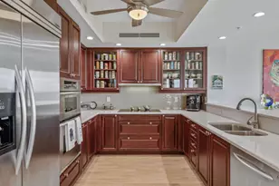 1050 Borghese Ln, Naples, FL 34114 - Photo 16