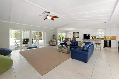 1346 Jamaica Road, Marco Island, FL 34145 - Photo 2