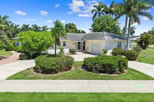 1346 Jamaica Rd, Marco Island, FL 34145 - Photo 30