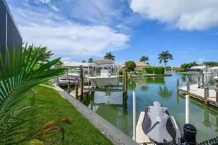 384 S Heathwood Dr, Marco Island, FL 34145 - Photo 44