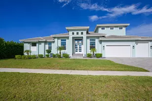 384 S Heathwood Dr, Marco Island, FL 34145 - Photo 2