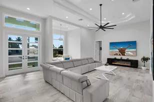384 S Heathwood Dr, Marco Island, FL 34145 - Photo 14