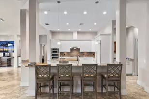 580 Goldcoast Ct, Marco Island, FL 34145 - Photo 10