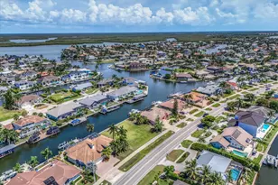 269 N Barfield Dr, Marco Island, FL 34145 - Photo 10