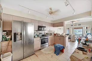 269 N Barfield Dr, Marco Island, FL 34145 - Photo 28