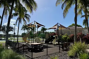8647 Genova Ct, Naples, FL 34114 - Photo 38