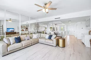 632 La Peninsula Blvd, Naples, FL 34113 - Photo 6