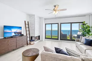 632 La Peninsula Blvd, Naples, FL 34113 - Photo 10