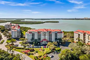 201 Vintage Bay Dr, Marco Island, FL 34145 - Photo 22