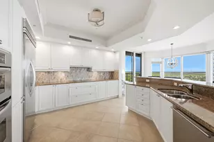1050 Borghese Ln, Naples, FL 34114 - Photo 8
