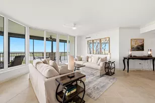 1050 Borghese Ln, Naples, FL 34114 - Photo 4
