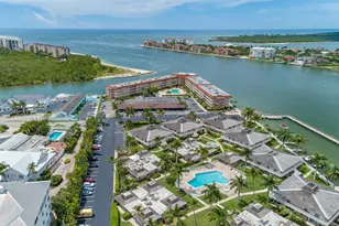 1215 Edington Pl, Marco Island, FL 34145 - Photo 30