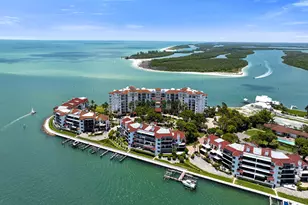 700 La Peninsula Blvd, Naples, FL 34113 - Photo 40