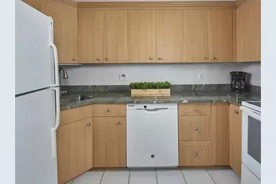 58 N Collier Boulevard #214, Marco Island, FL 34145 - Photo 4