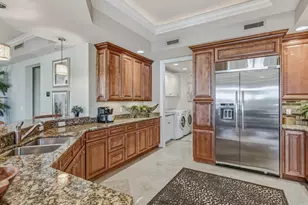 908 Panama Ct, Marco Island, FL 34145 - Photo 12