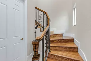 9238 Tesoro Ln, Naples, FL 34114 - Photo 22