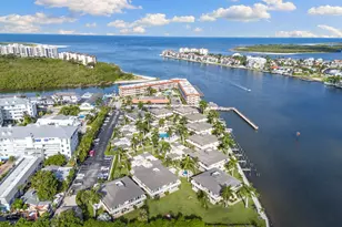 1215 Edington Pl, Marco Island, FL 34145 - Photo 30