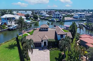 919 Sundrop Ct, Marco Island, FL 34145 - Photo 2