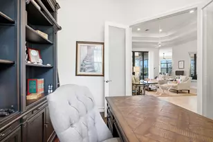 6646 Costa Cir, Naples, FL 34113 - Photo 14