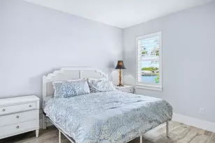 62 Dolphin Cir, Naples, FL 34113 - Photo 20