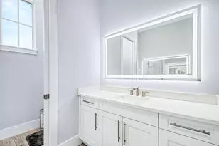 62 Dolphin Cir, Naples, FL 34113 - Photo 14