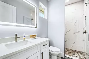 62 Dolphin Cir, Naples, FL 34113 - Photo 22