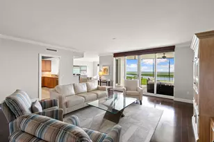 1050 Borghese Ln, Naples, FL 34114 - Photo 4