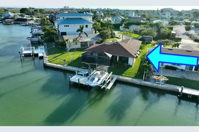 125 E Pago Pago Drive E, Naples, FL 34113 - Photo 26