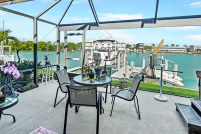 125 E Pago Pago Drive E, Naples, FL 34113 - Photo 20
