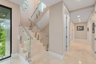706 Waterside Dr, Marco Island, FL 34145 - Photo 4